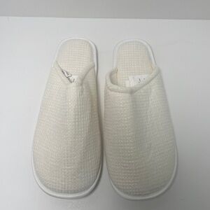 Pottery Bern Belgian Flax Linen Waffle Weave slippers. Large. Unisex